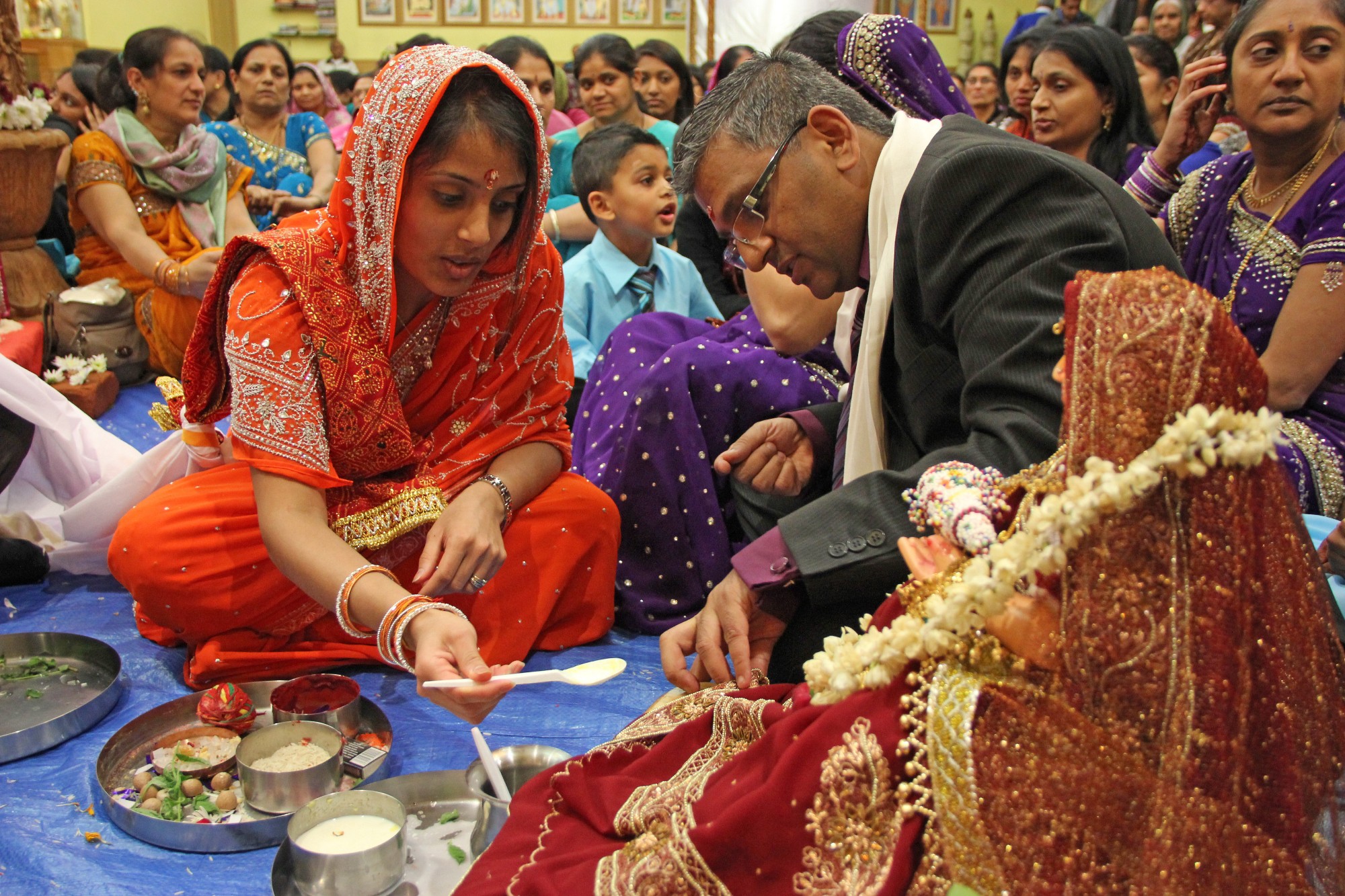 ©1987-2017 SKS Swaminarayan Temple East London