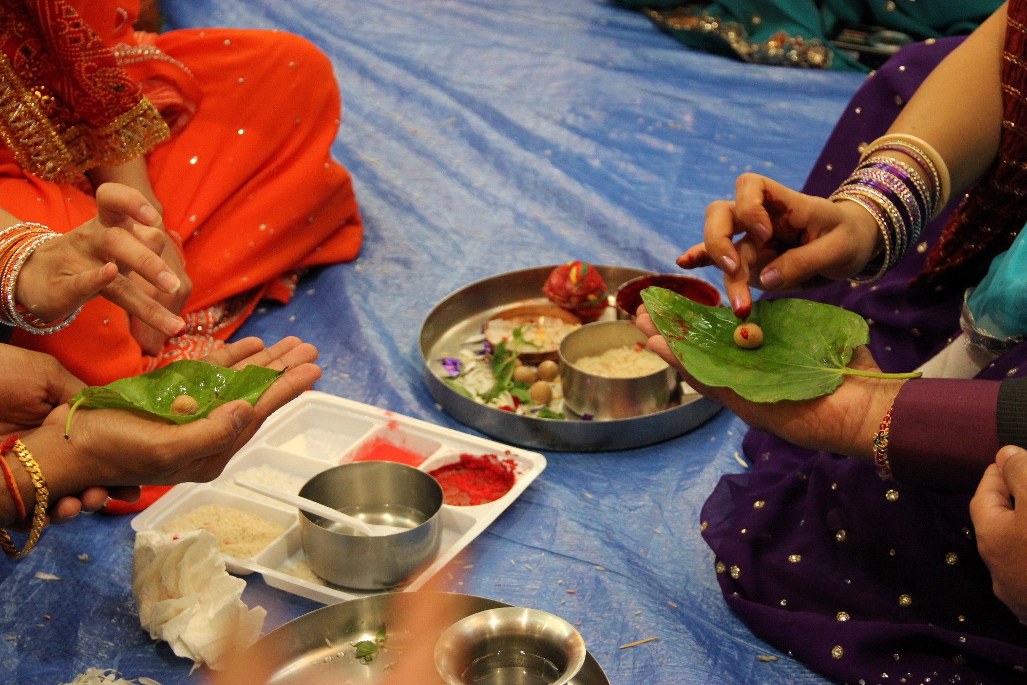 ©1987-2017 SKS Swaminarayan Temple East London