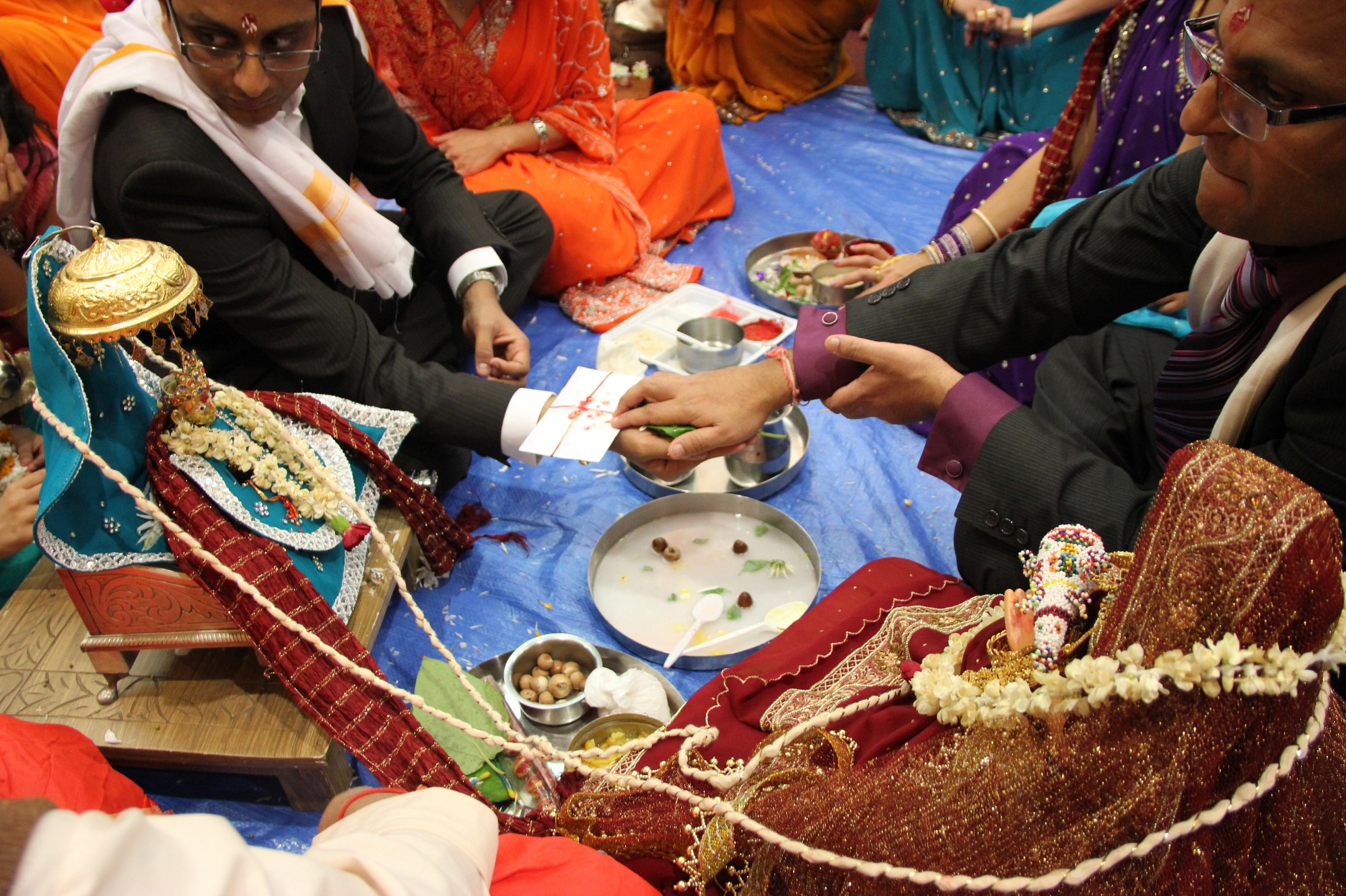 ©1987-2017 SKS Swaminarayan Temple East London