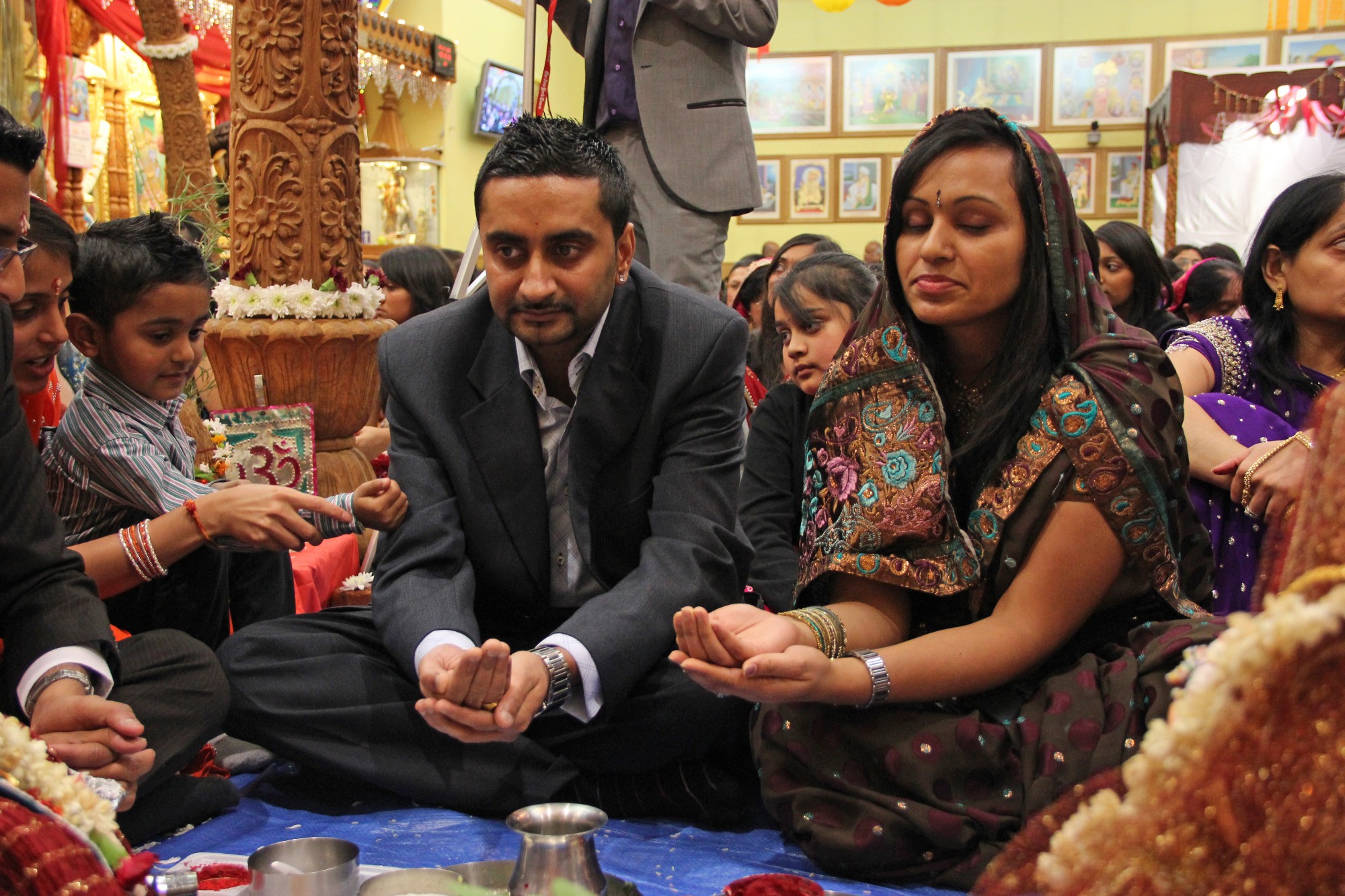 ©1987-2017 SKS Swaminarayan Temple East London