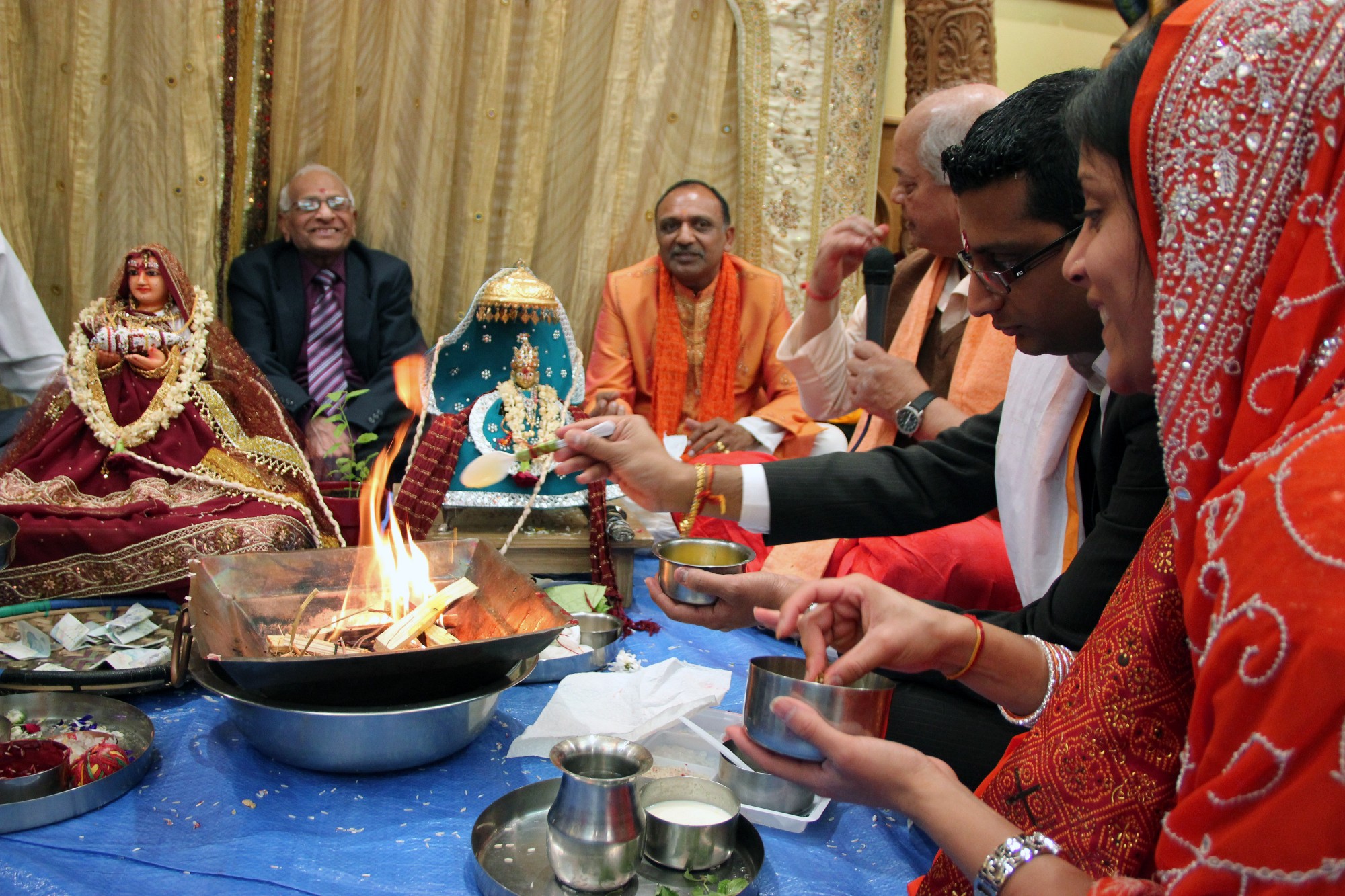 ©1987-2017 SKS Swaminarayan Temple East London