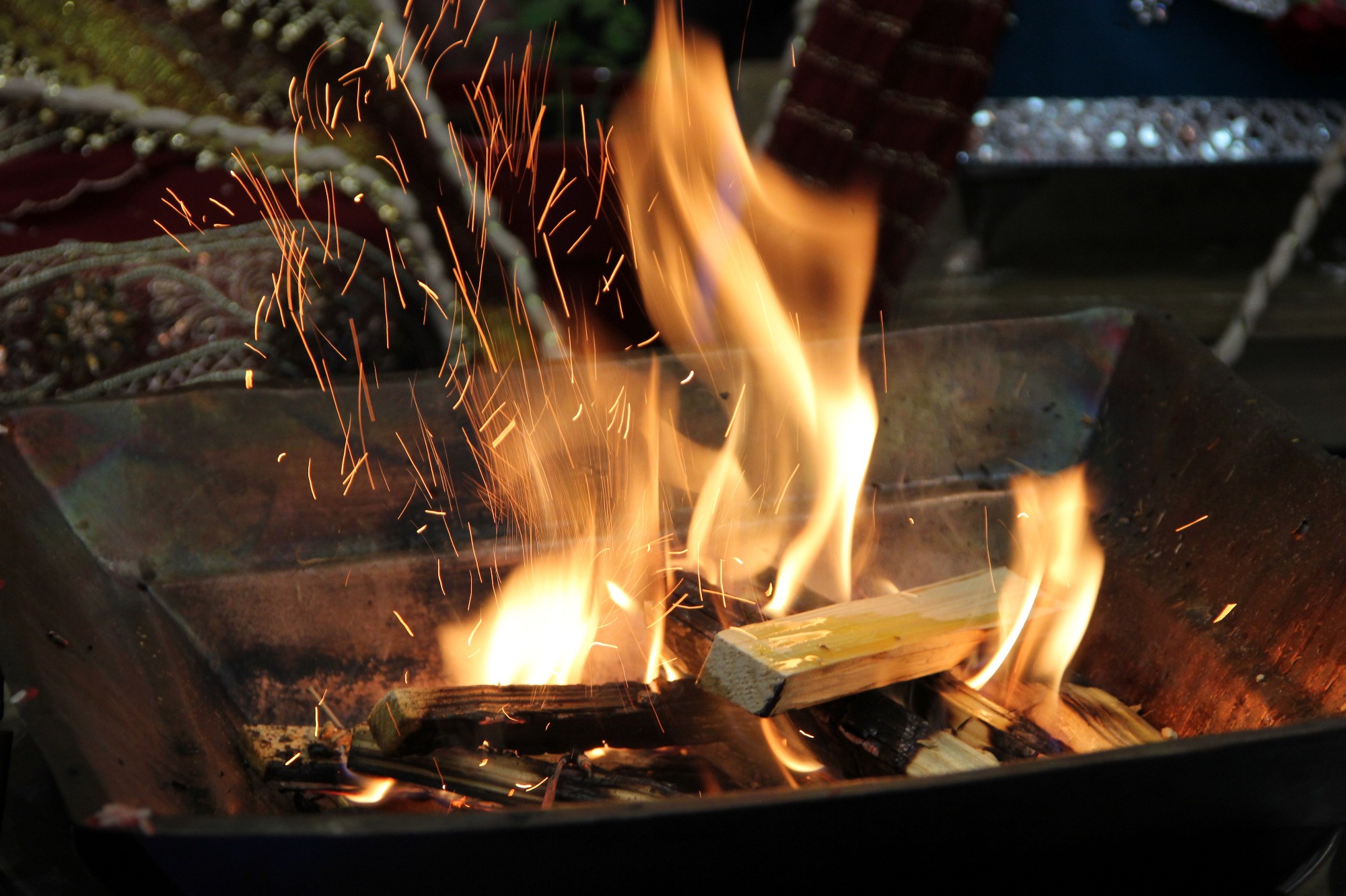 ©1987-2017 SKS Swaminarayan Temple East London
