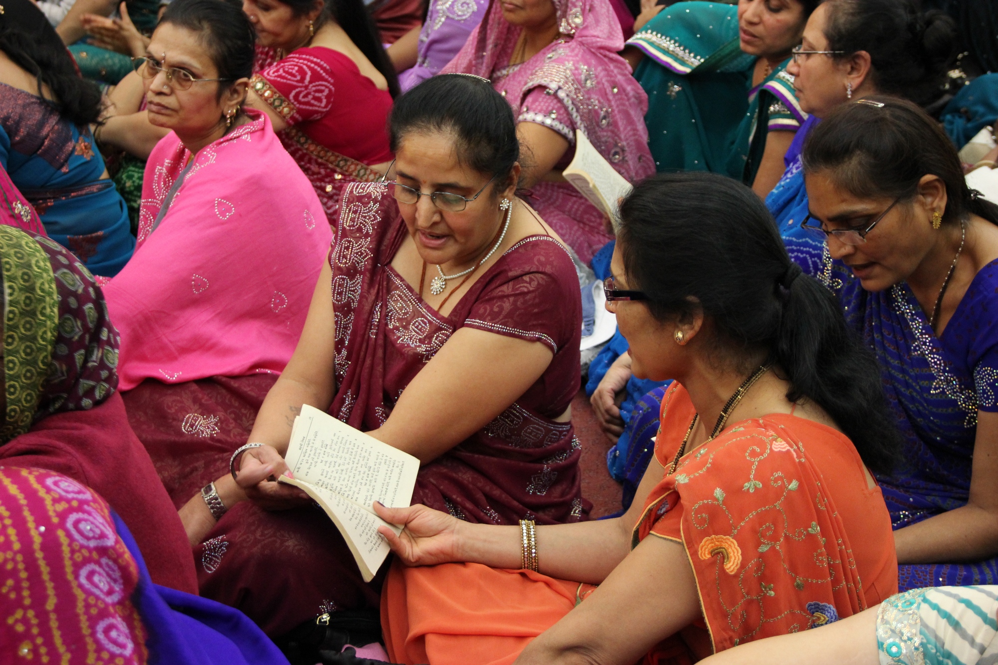 ©1987-2017 SKS Swaminarayan Temple East London