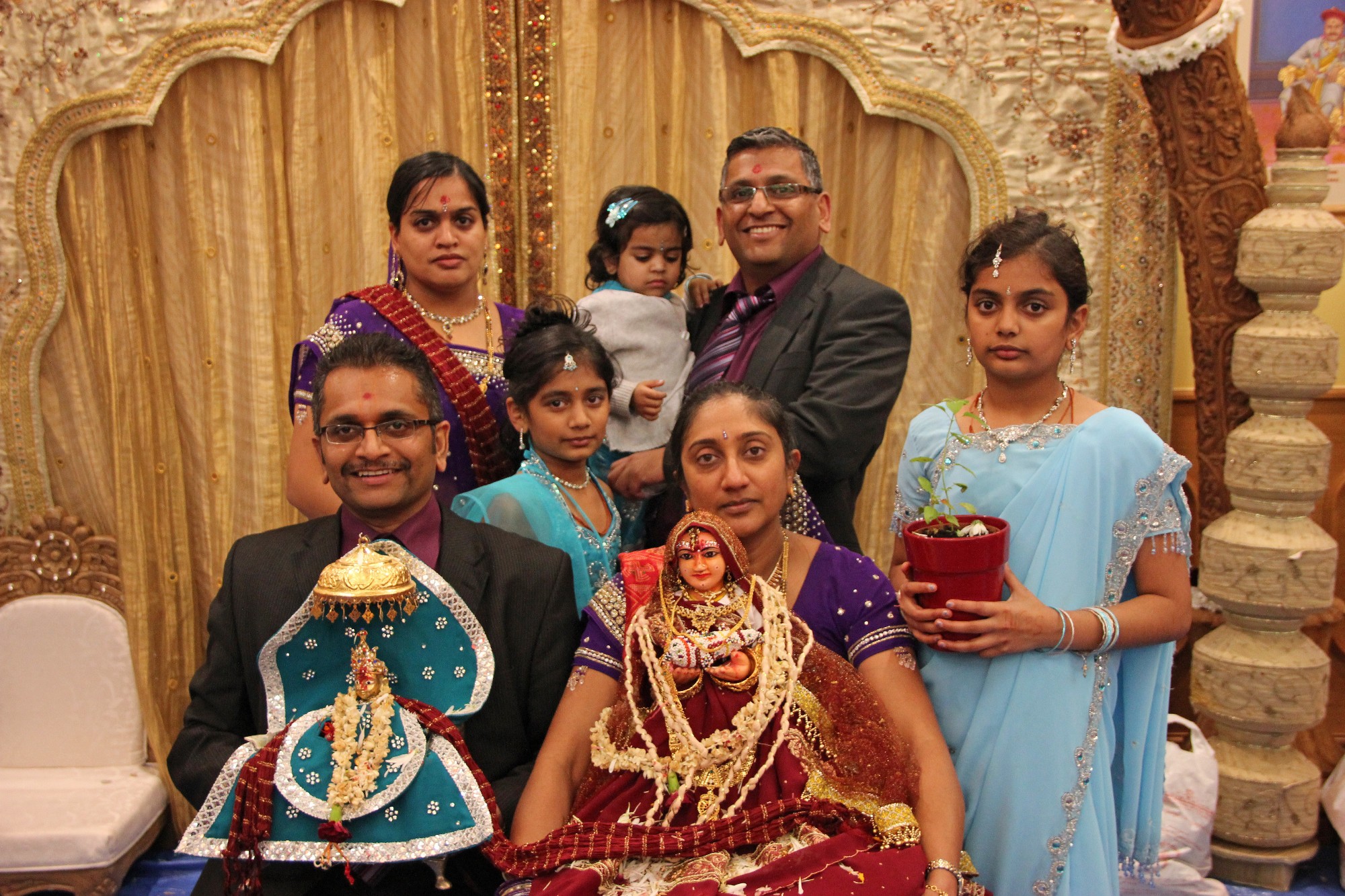 ©1987-2017 SKS Swaminarayan Temple East London