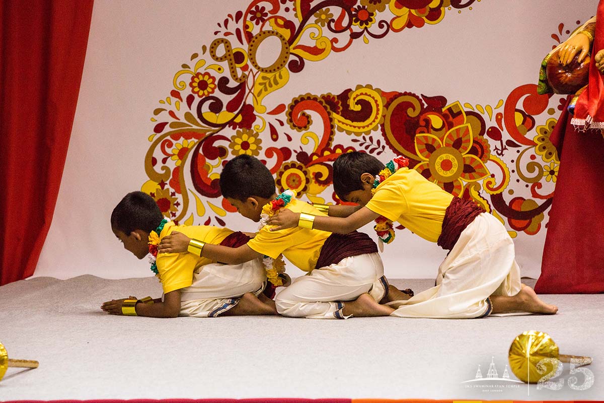 ©1987-2017 SKS Swaminarayan Temple East London