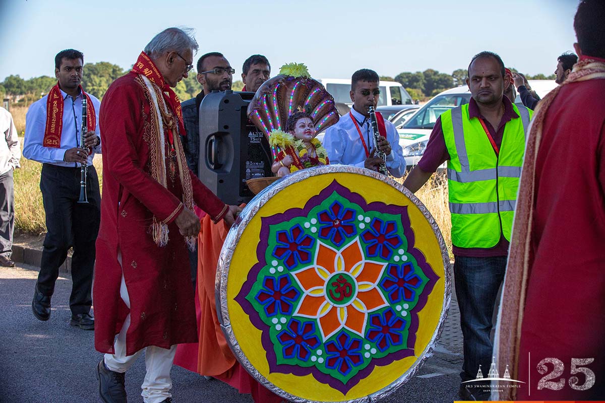 ©1987-2017 SKS Swaminarayan Temple East London