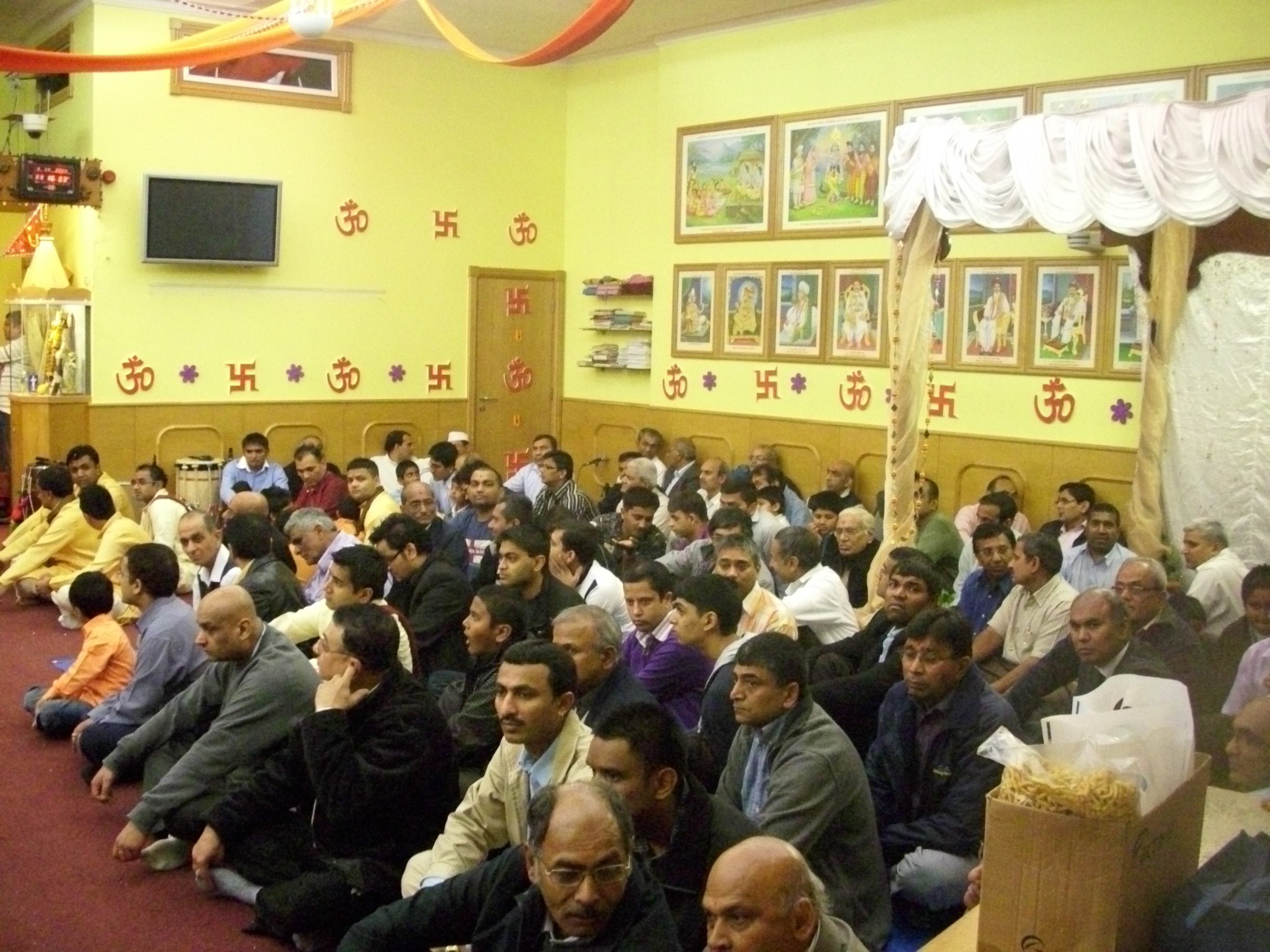 ©1987-2017 SKS Swaminarayan Temple East London
