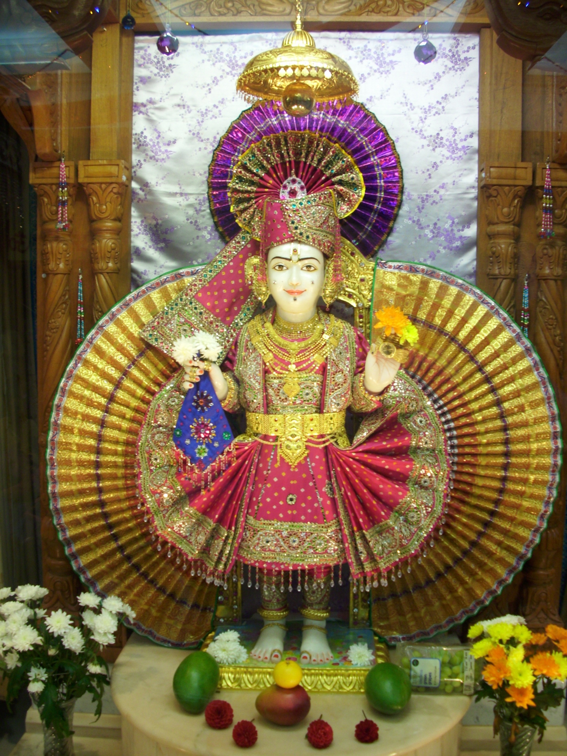 ©1987-2017 SKS Swaminarayan Temple East London