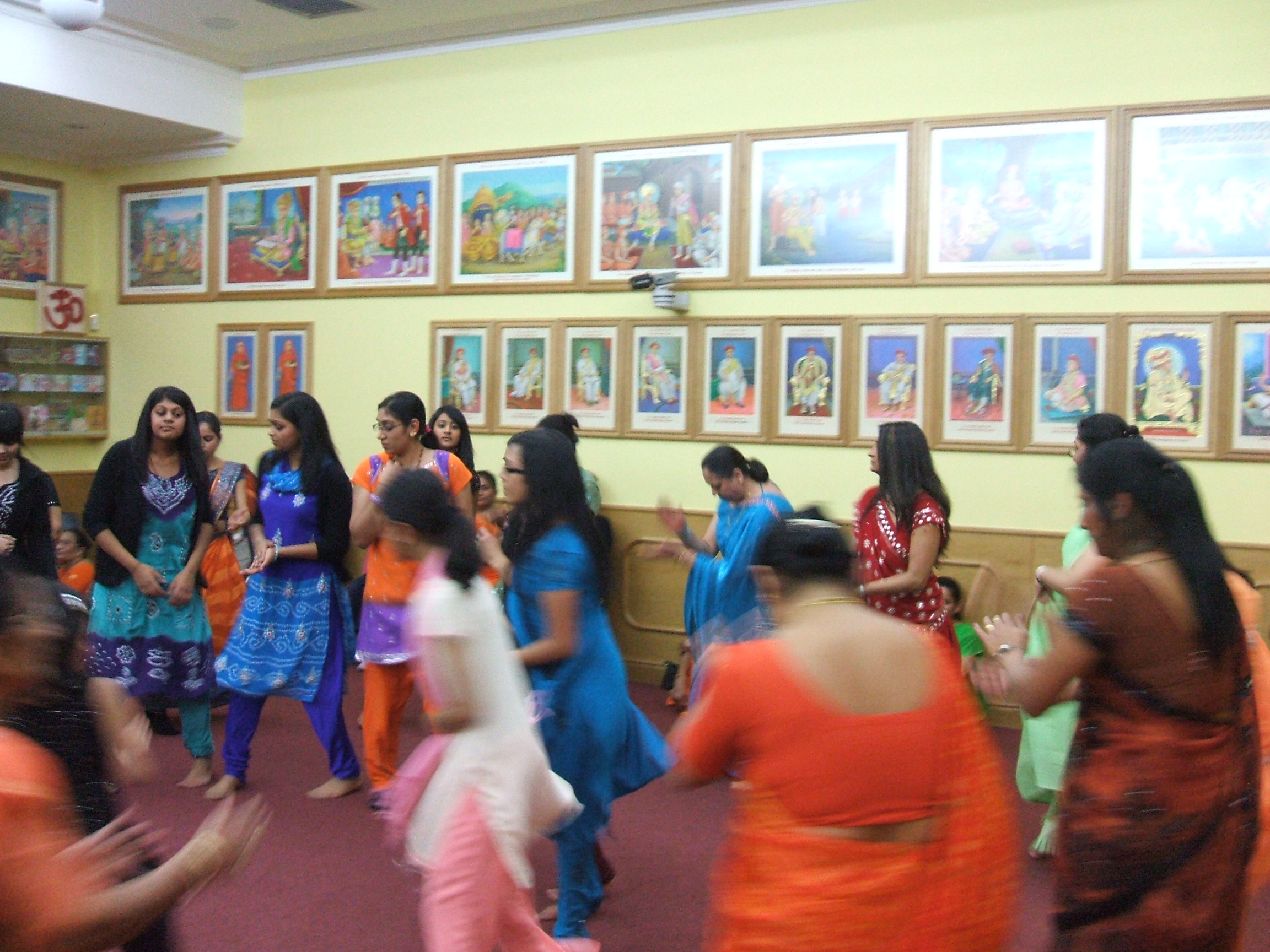 ©1987-2017 SKS Swaminarayan Temple East London