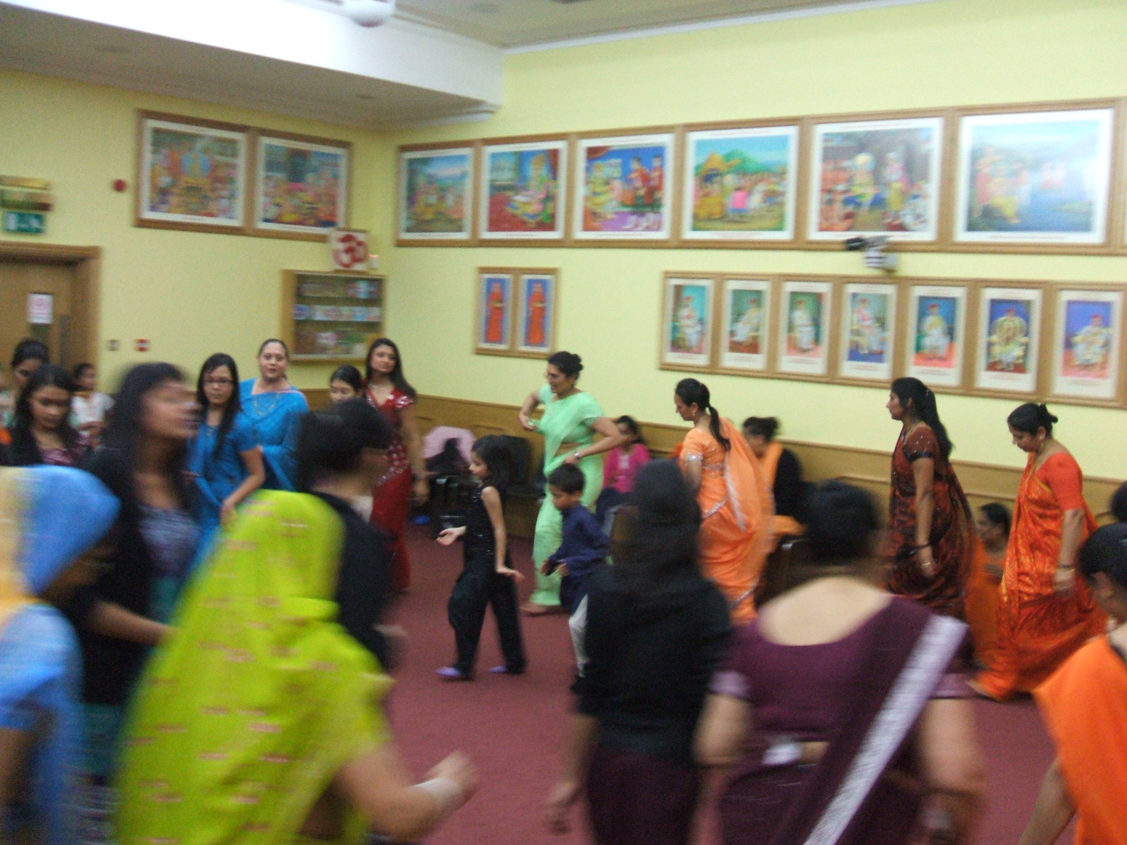 ©1987-2017 SKS Swaminarayan Temple East London