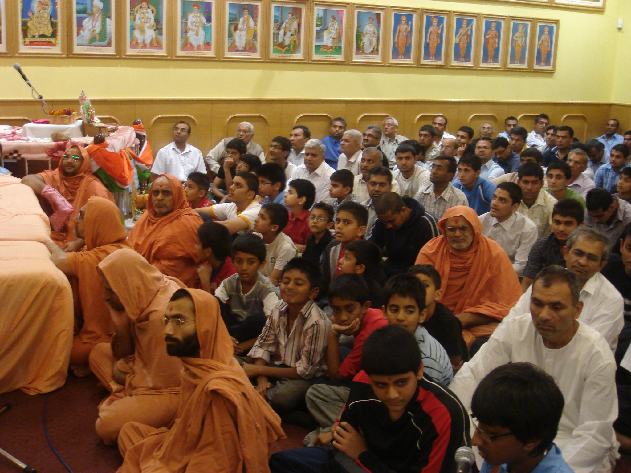 ©1987-2017 SKS Swaminarayan Temple East London