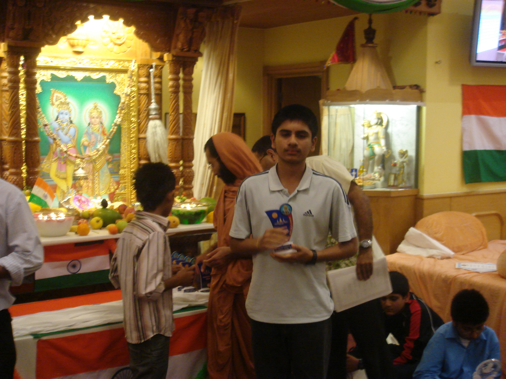 ©1987-2017 SKS Swaminarayan Temple East London