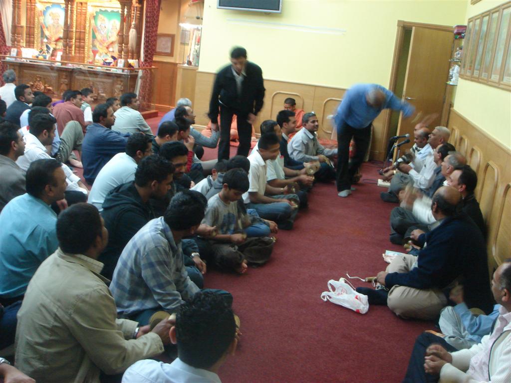 ©1987-2017 SKS Swaminarayan Temple East London