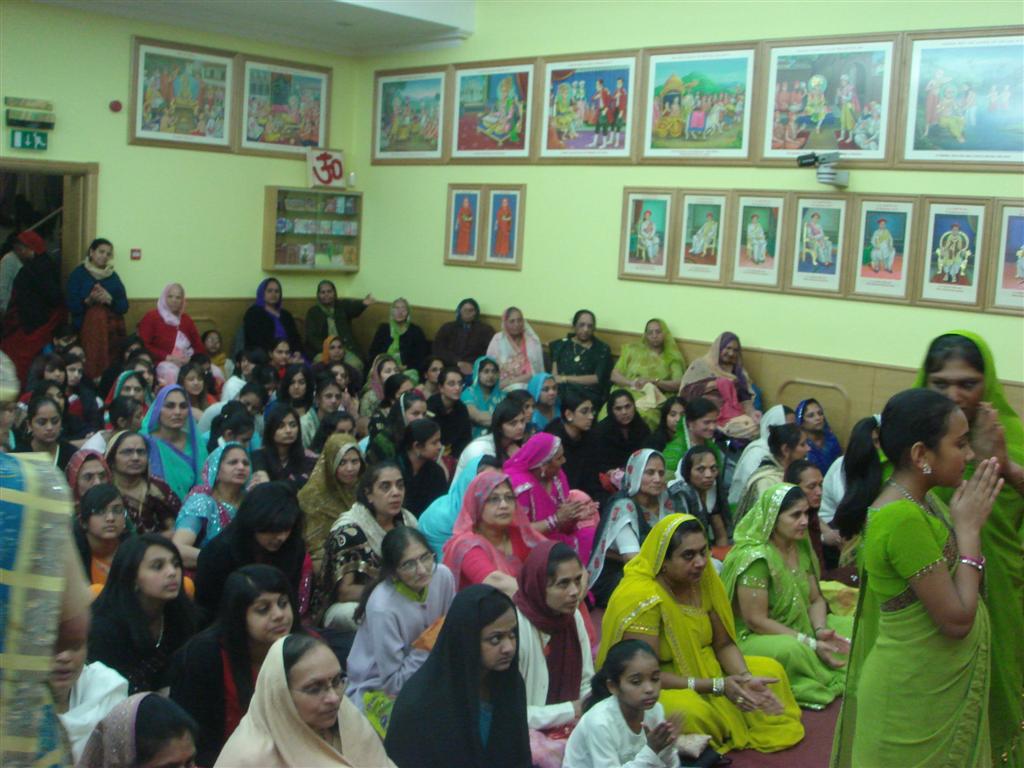 ©1987-2017 SKS Swaminarayan Temple East London