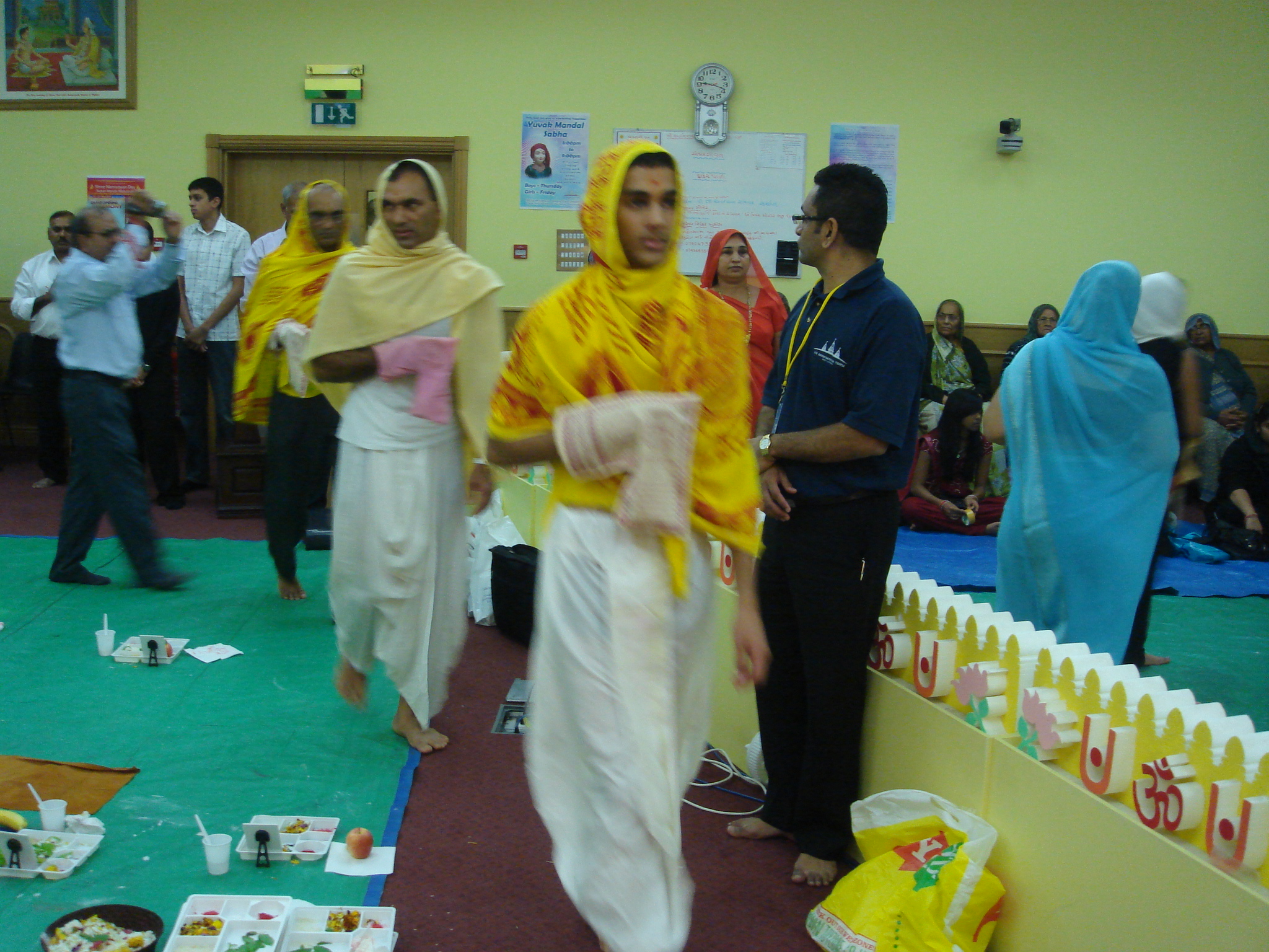 ©1987-2017 SKS Swaminarayan Temple East London
