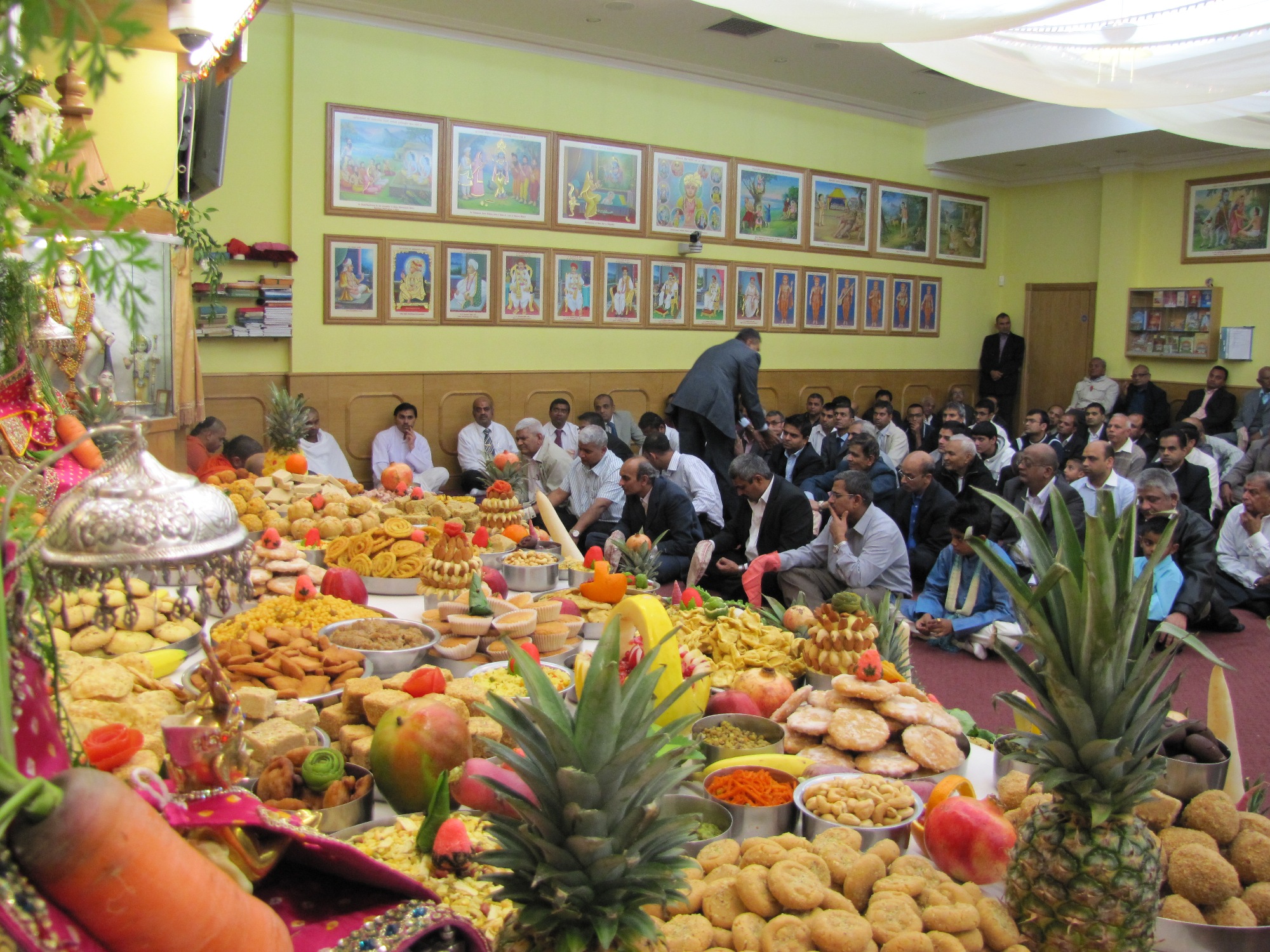 ©1987-2017 SKS Swaminarayan Temple East London