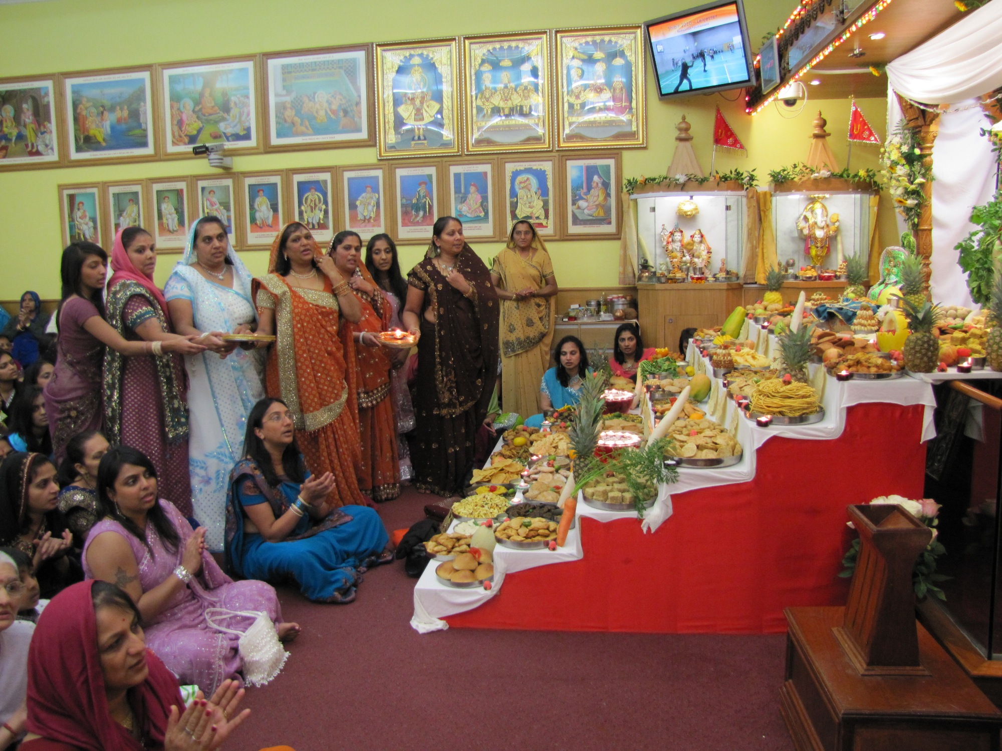 ©1987-2017 SKS Swaminarayan Temple East London