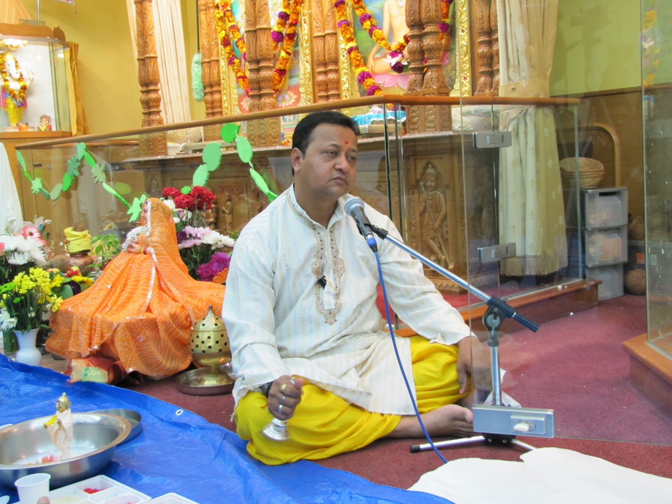 ©1987-2017 SKS Swaminarayan Temple East London
