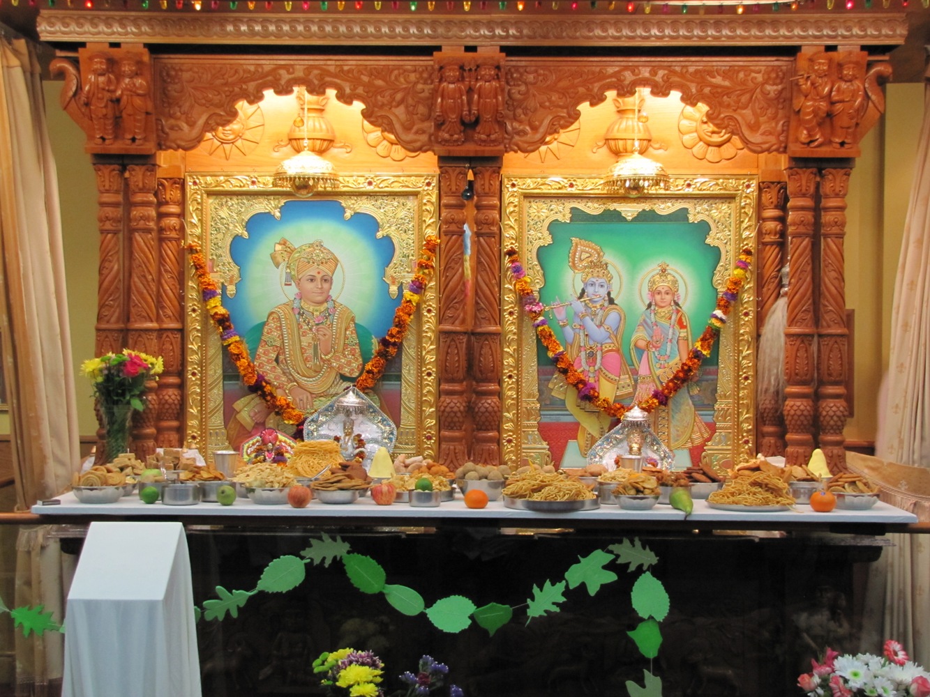 ©1987-2017 SKS Swaminarayan Temple East London
