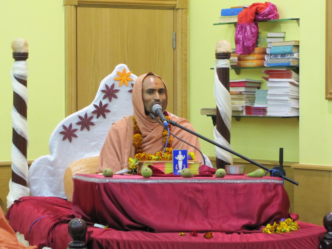 ©1987-2017 SKS Swaminarayan Temple East London