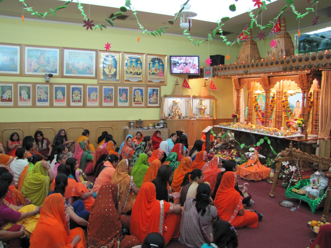 ©1987-2017 SKS Swaminarayan Temple East London