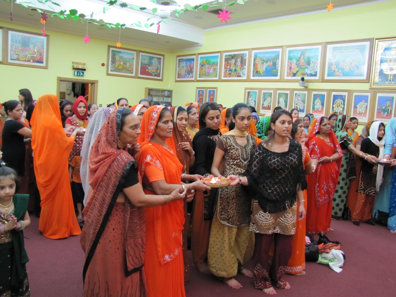 ©1987-2017 SKS Swaminarayan Temple East London
