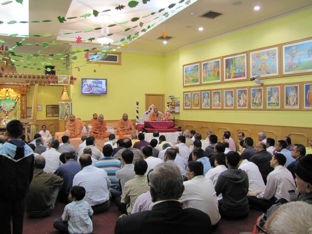 ©1987-2017 SKS Swaminarayan Temple East London