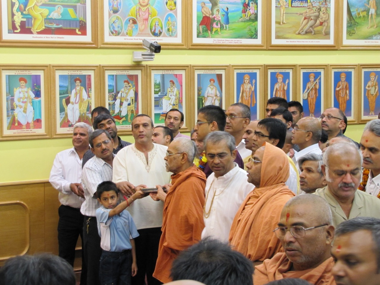 ©1987-2017 SKS Swaminarayan Temple East London