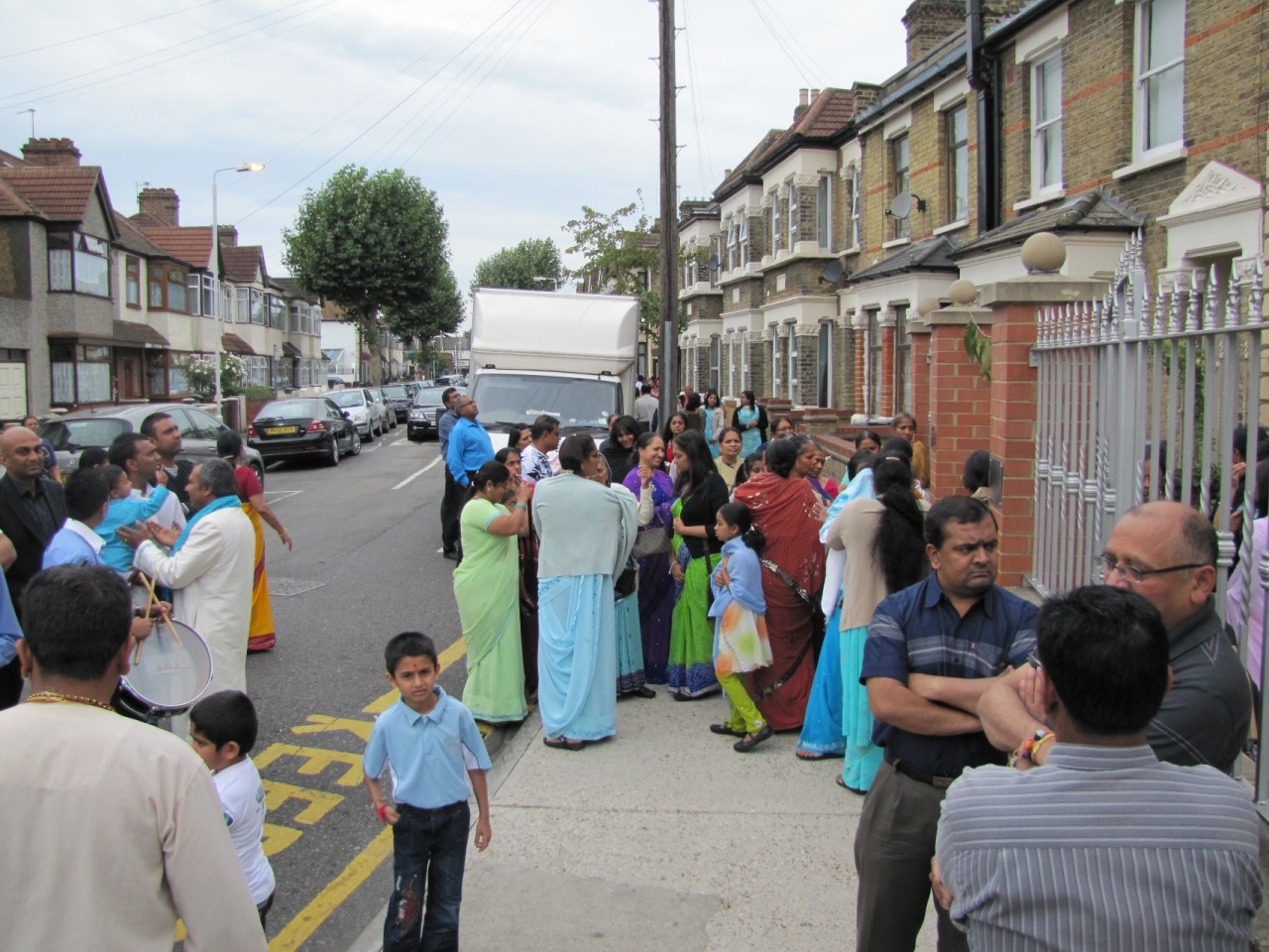 ©1987-2017 SKS Swaminarayan Temple East London