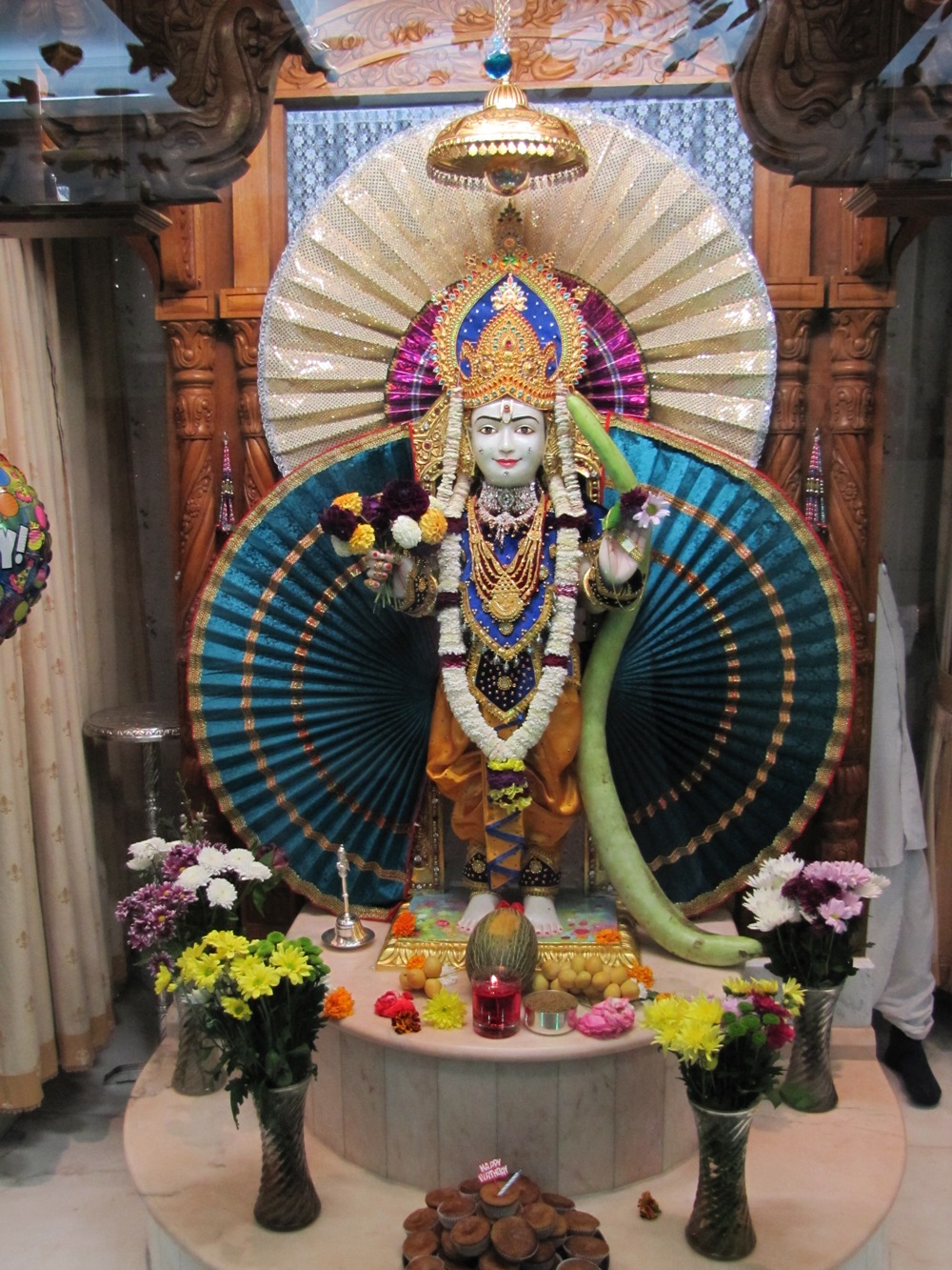 ©1987-2017 SKS Swaminarayan Temple East London