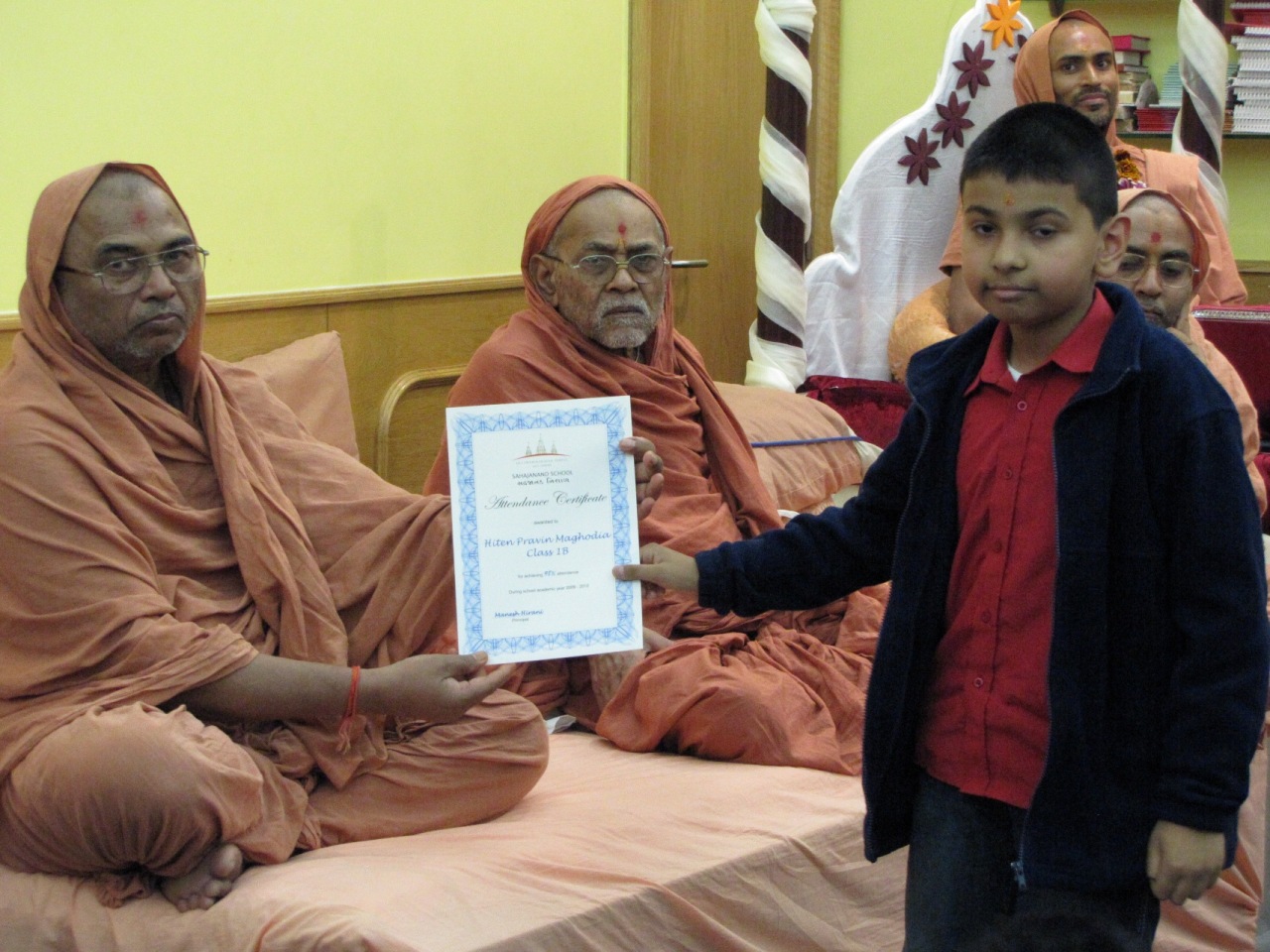 ©1987-2017 SKS Swaminarayan Temple East London